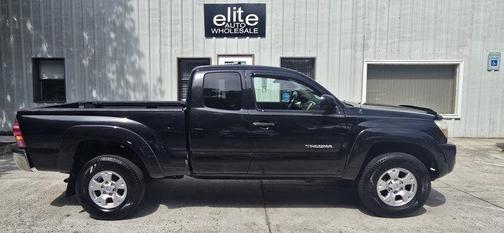 Black 2006 Toyota Tacoma Access Cab