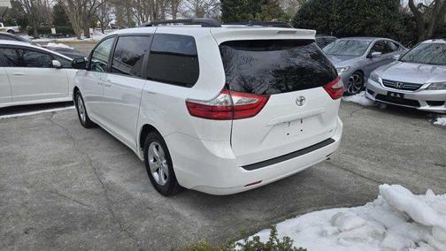 2015 Toyota Sienna LE