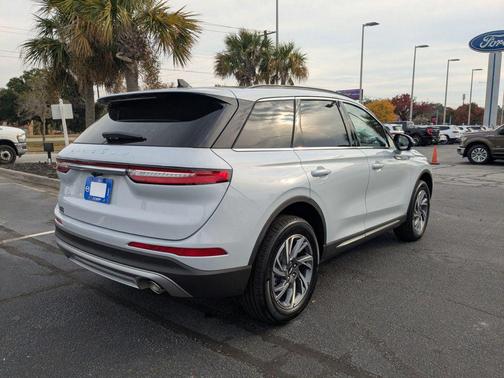 2026 Lincoln Corsair Premiere