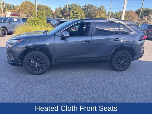 2023 Toyota RAV4 Hybrid SE
