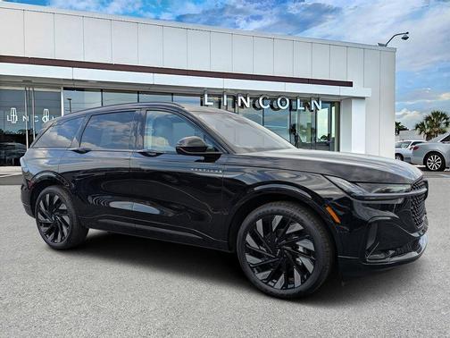 Infinite Black Metallic 2026 Lincoln Nautilus Reserve