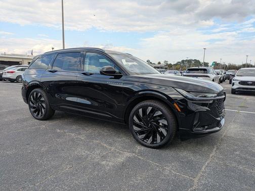 Infinite Black Metallic 2026 Lincoln Nautilus Reserve