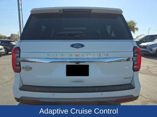 Star White Metallic Tri-Coat 2022 Ford Expedition Max King Ranch