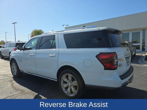 Star White Metallic Tri-Coat 2022 Ford Expedition Max King Ranch
