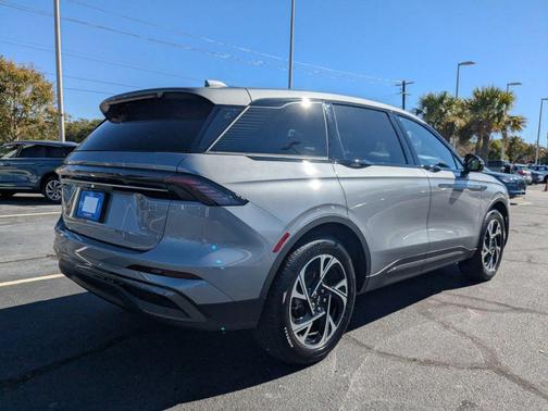 2025 Lincoln Nautilus Premiere