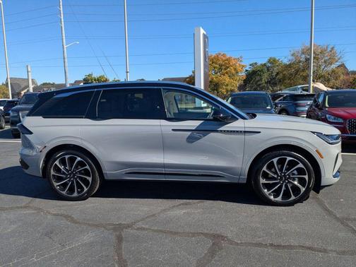 2026 Lincoln Nautilus Black Label