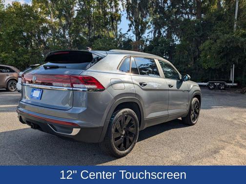 2024 Volkswagen Atlas Cross Sport 2.0T SE w/Technology