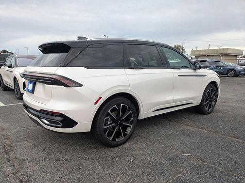 2026 Lincoln Nautilus Reserve