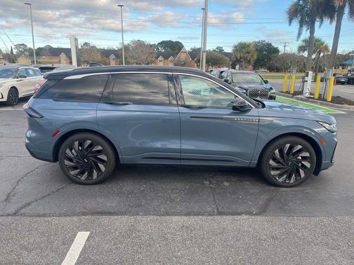 2025 Lincoln Nautilus Black Label