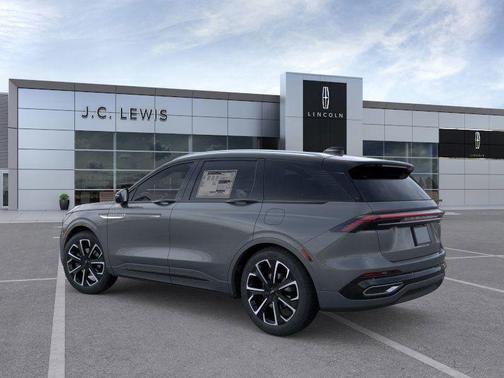 2025 Lincoln Nautilus Reserve