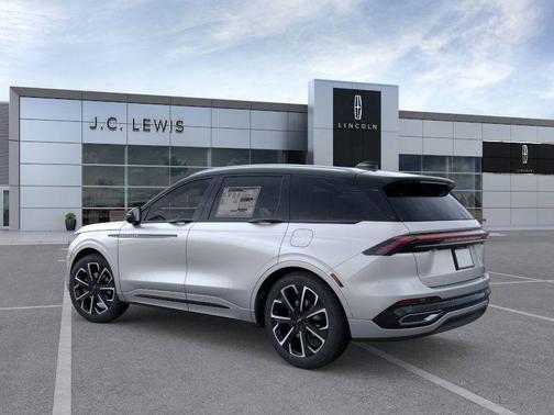 2025 Lincoln Nautilus Reserve