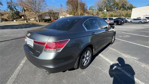 Photo 4 of 31 of 2011 Honda Accord SE