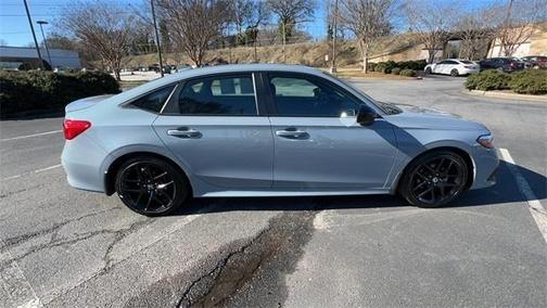 Photo 3 of 32 of 2022 Honda Civic Sport