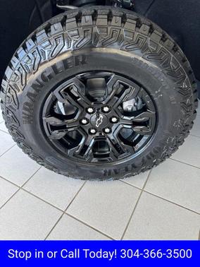 White Sands 2026 Chevrolet Silverado 1500 ZR2