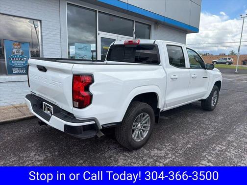 Summit White 2025 Chevrolet Colorado LT