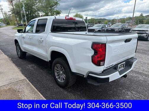 Summit White 2025 Chevrolet Colorado LT