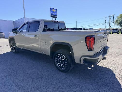 2022 GMC Sierra 1500 AT4