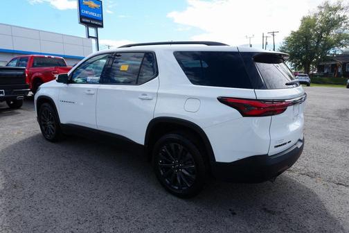 2022 Chevrolet Traverse RS