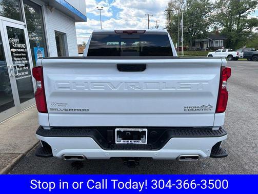 Polar White Tricoat 2026 Chevrolet Silverado 1500 High Country