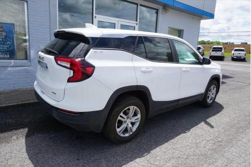 2022 GMC Terrain SLE