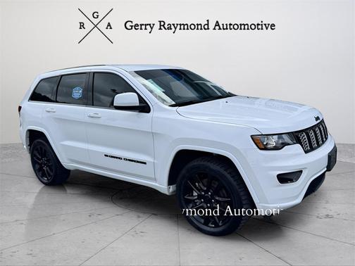2022 Jeep Grand Cherokee Laredo