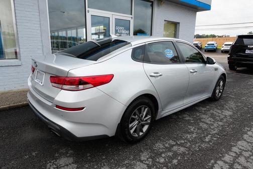 2020 Kia Optima LX