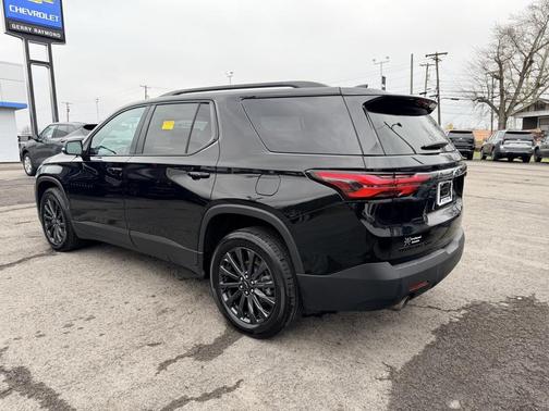 2023 Chevrolet Traverse RS