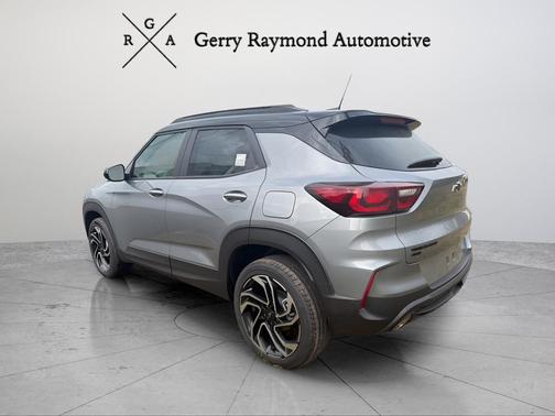 Sterling Gray Metallic 2026 Chevrolet Trailblazer RS
