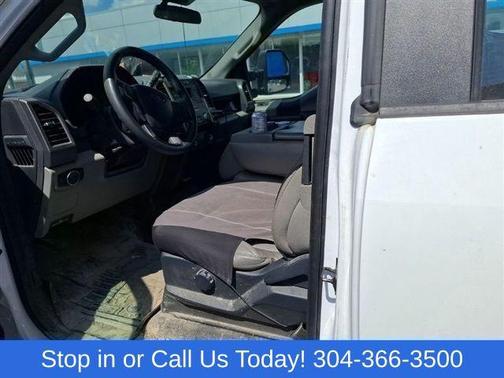 Oxford White 2022 Ford F-250 XL