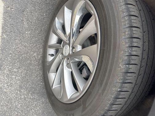 Cinnabar Metallic 2023 Buick Encore GX Essence