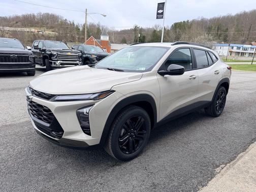 White Sands 2026 Chevrolet Trax FWD ACTIV