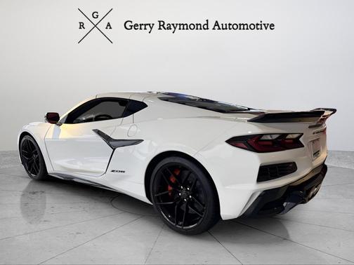 Arctic White 2026 Chevrolet Corvette Z06