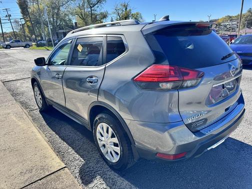 Gun Metallic 2017 Nissan Rogue S