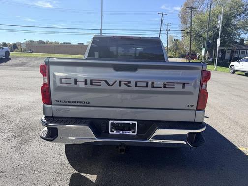 2025 Chevrolet Silverado 1500 LT