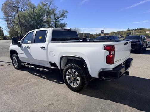 2025 Chevrolet Silverado 2500 Custom