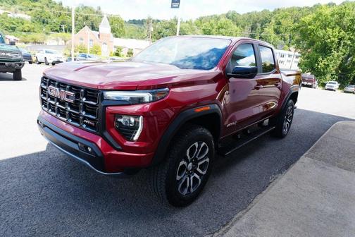 2024 GMC Canyon AT4
