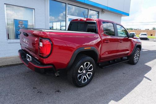 2024 GMC Canyon AT4