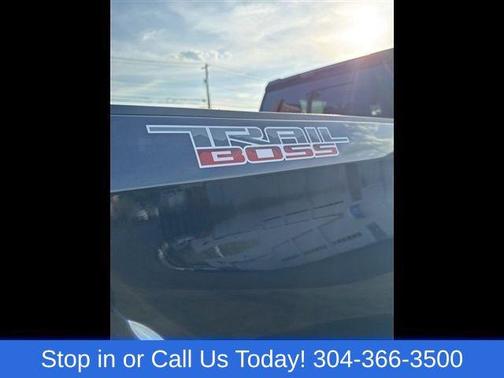 Dark Ash Metallic 2024 Chevrolet Silverado 1500 LT Trail Boss