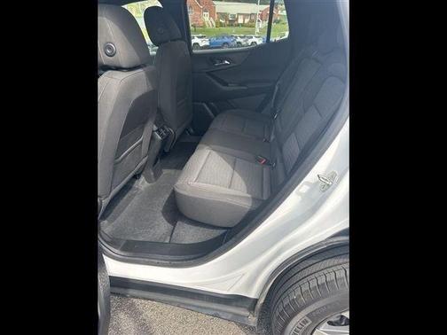 Summit White 2025 Chevrolet Equinox 1LT