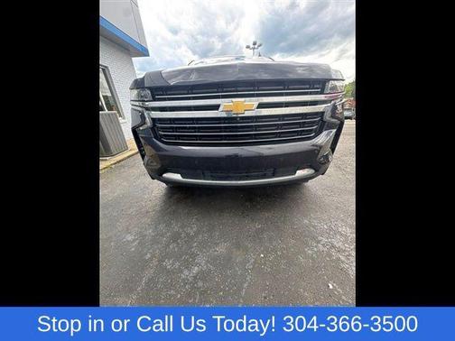 Dark Ash Metallic 2023 Chevrolet Suburban LT