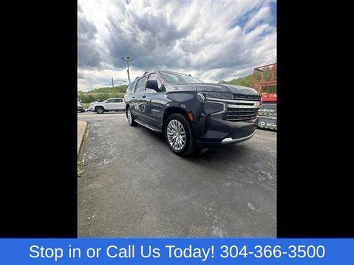 Dark Ash Metallic 2023 Chevrolet Suburban LT