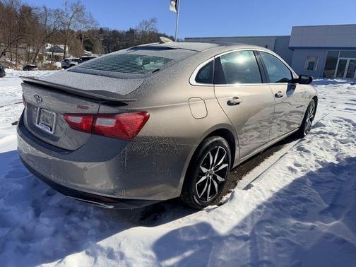 2024 Chevrolet Malibu FWD RS