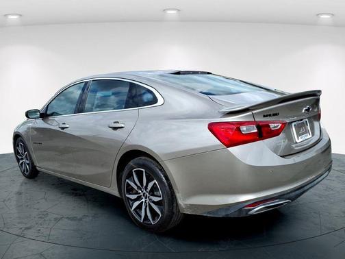 2024 Chevrolet Malibu FWD RS