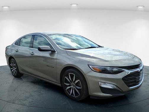 2024 Chevrolet Malibu FWD RS