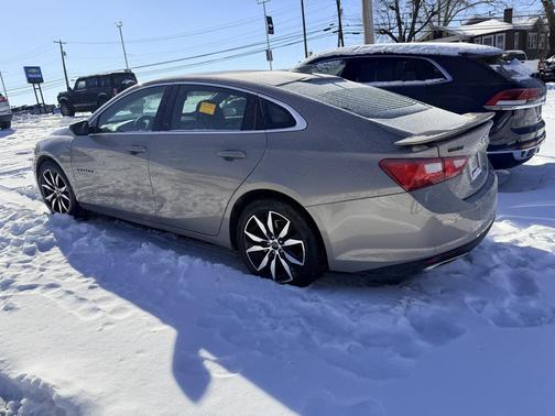 2024 Chevrolet Malibu FWD RS