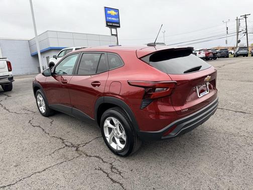2024 Chevrolet Trax LS