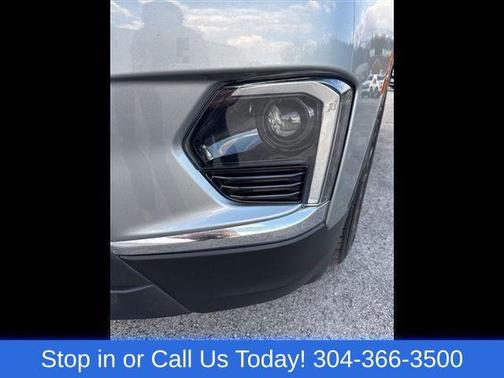 Sterling Gray Metallic 2023 Chevrolet Traverse RS