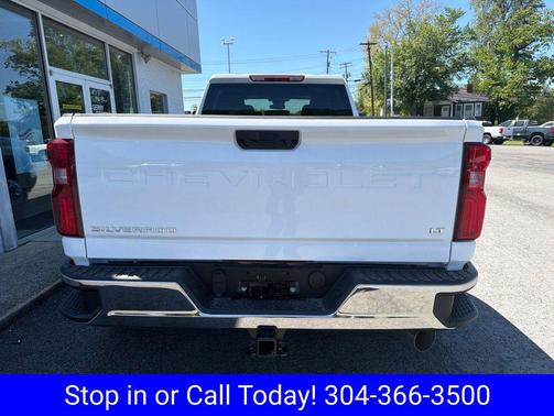 Summit White 2026 Chevrolet Silverado 3500 LT