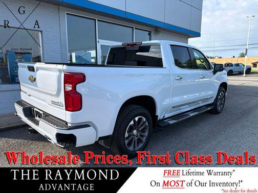 Polar White Tricoat 2026 Chevrolet Silverado 1500 High Country