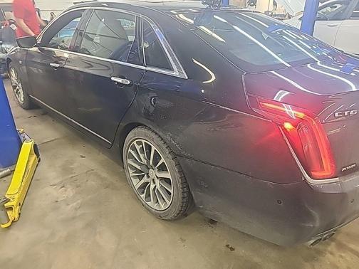 2017 Cadillac CT6 3.6L Luxury